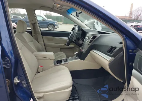 2011 Subaru Legacy 2.5I Premium из США, поврежденный, VIN 4S3BMBB65B3235960